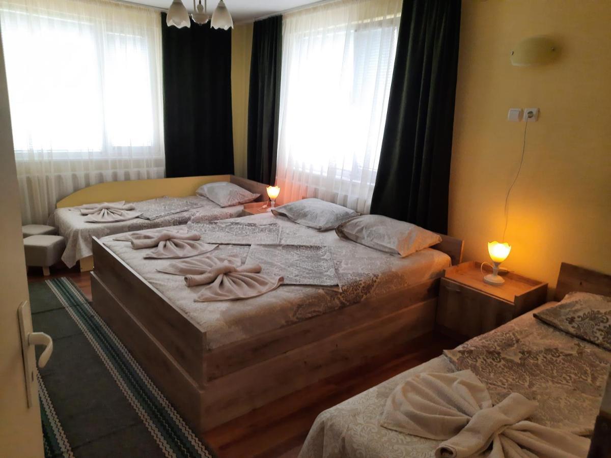 Guest House Lazar Raykov Ribarica Exterior foto