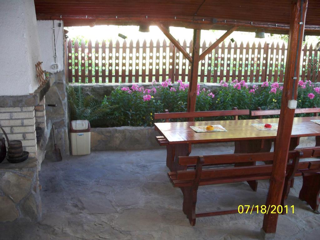 Guest House Lazar Raykov Ribarica Exterior foto